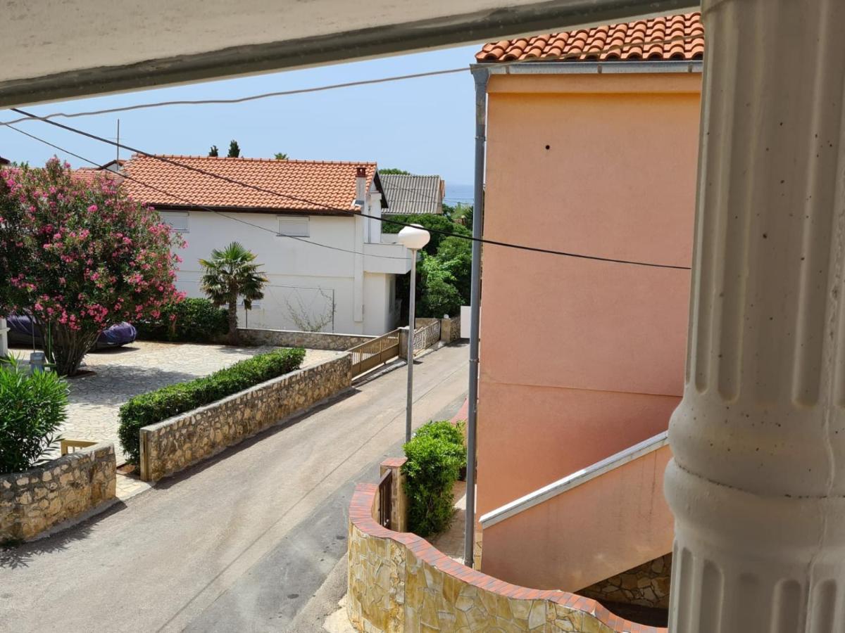 Apartments Tuka Near The Beach Vir Exterior foto