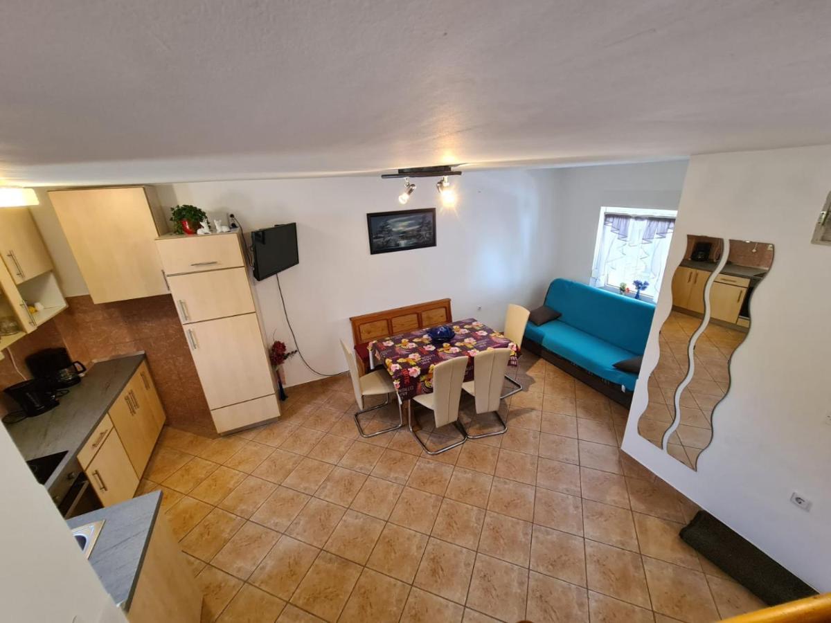 Apartments Tuka Near The Beach Vir Exterior foto